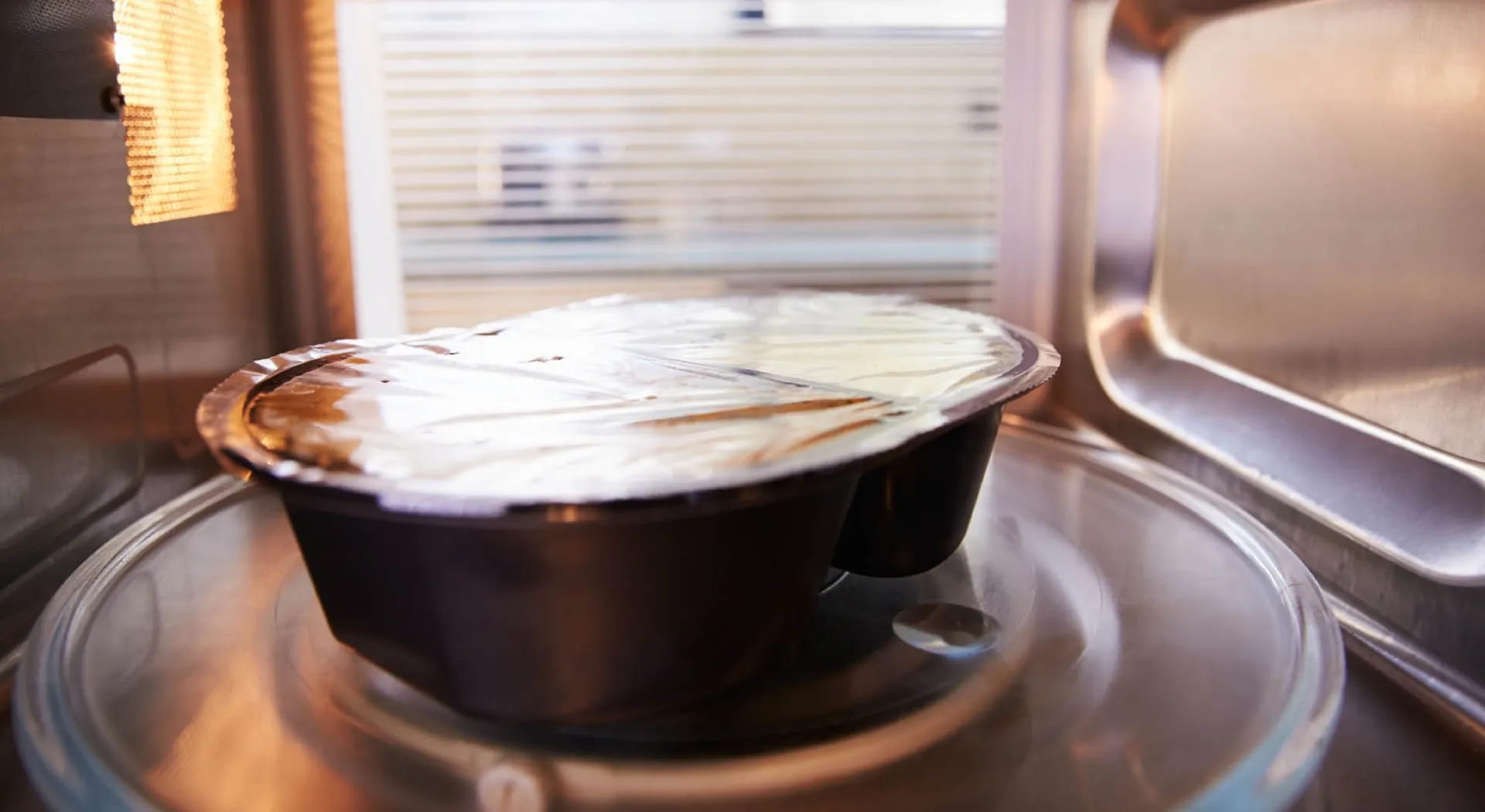 Microwave oven: 5 mistakes to avoid